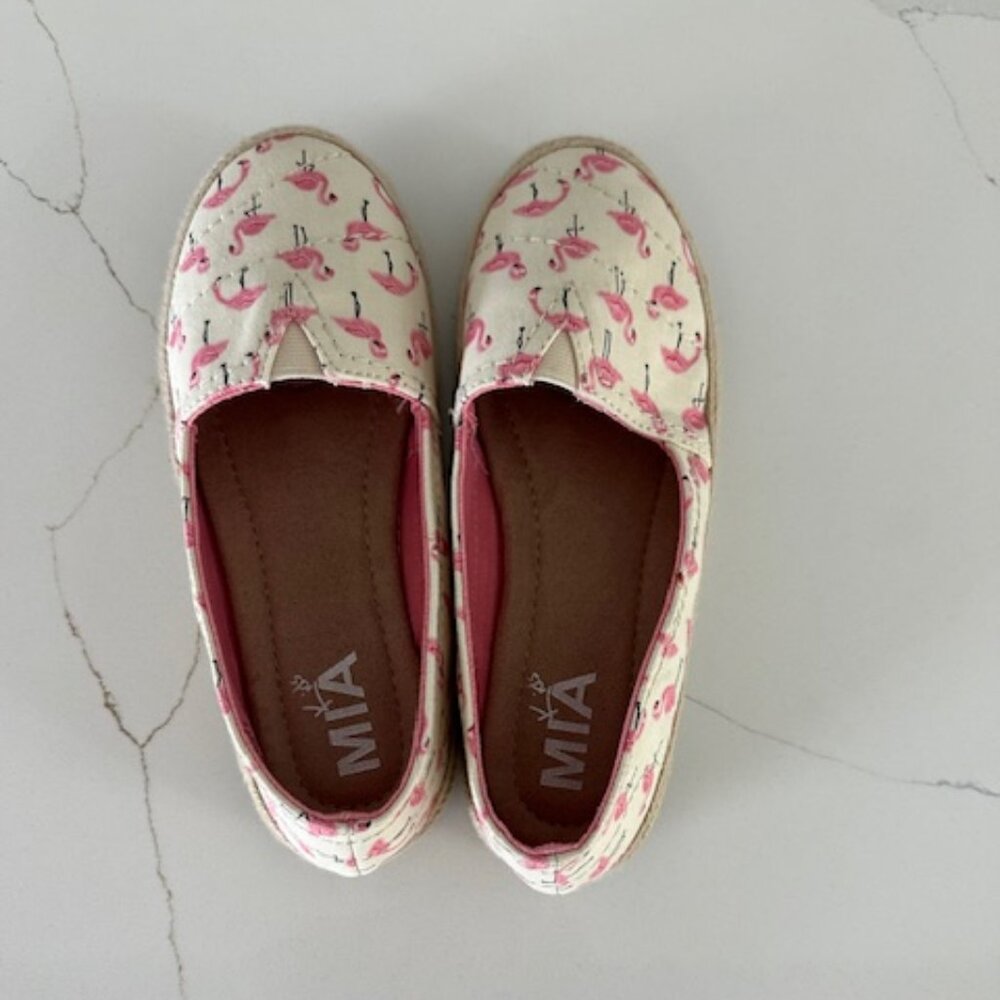 MIA Kids Shoes Size Girls 2M